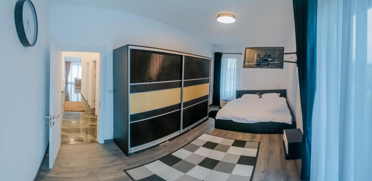 Penthouse Luxury Fălticeni Buitenkant foto