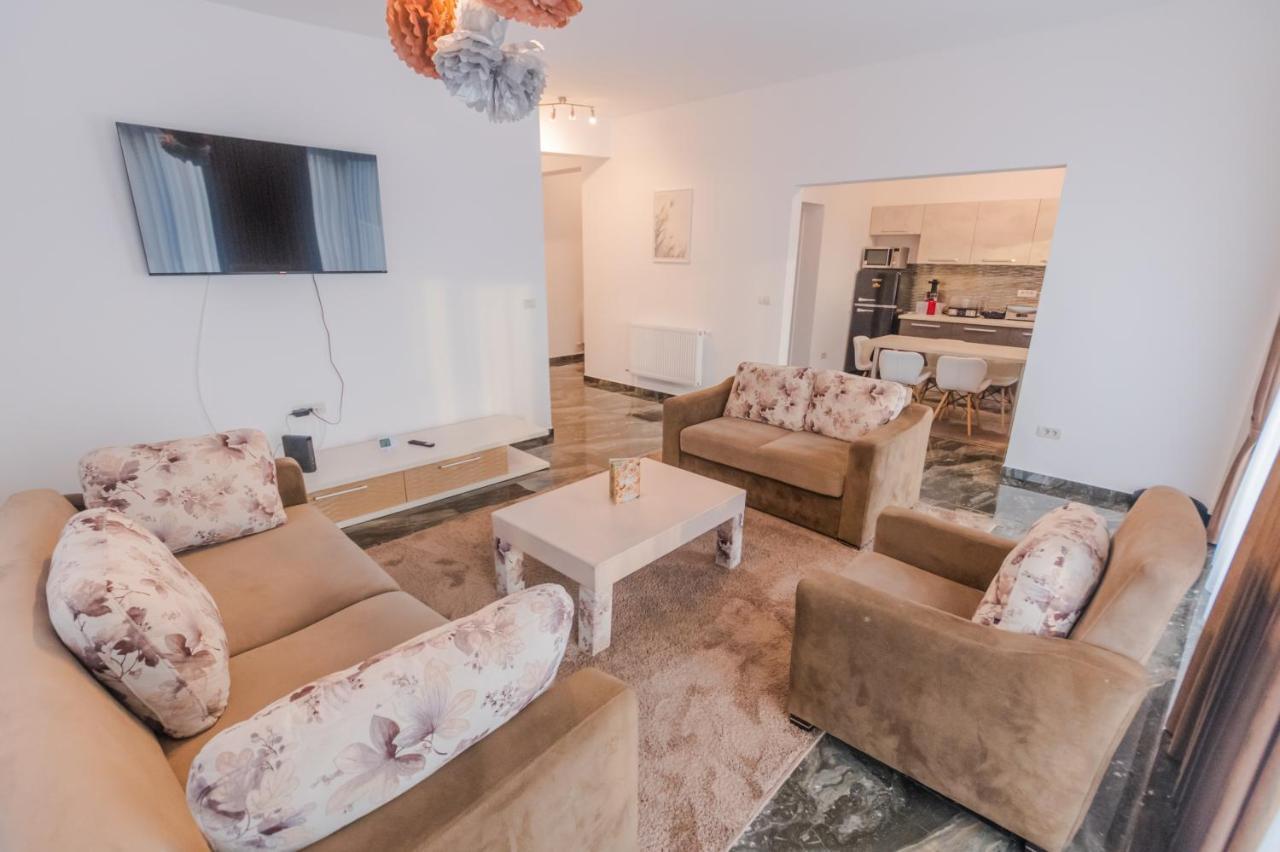 Penthouse Luxury Fălticeni Buitenkant foto